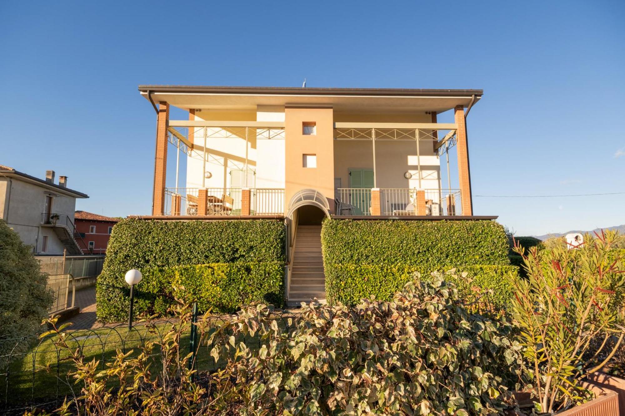 Apartmentsgarda - Rosa Chiare Bardolino Extérieur photo