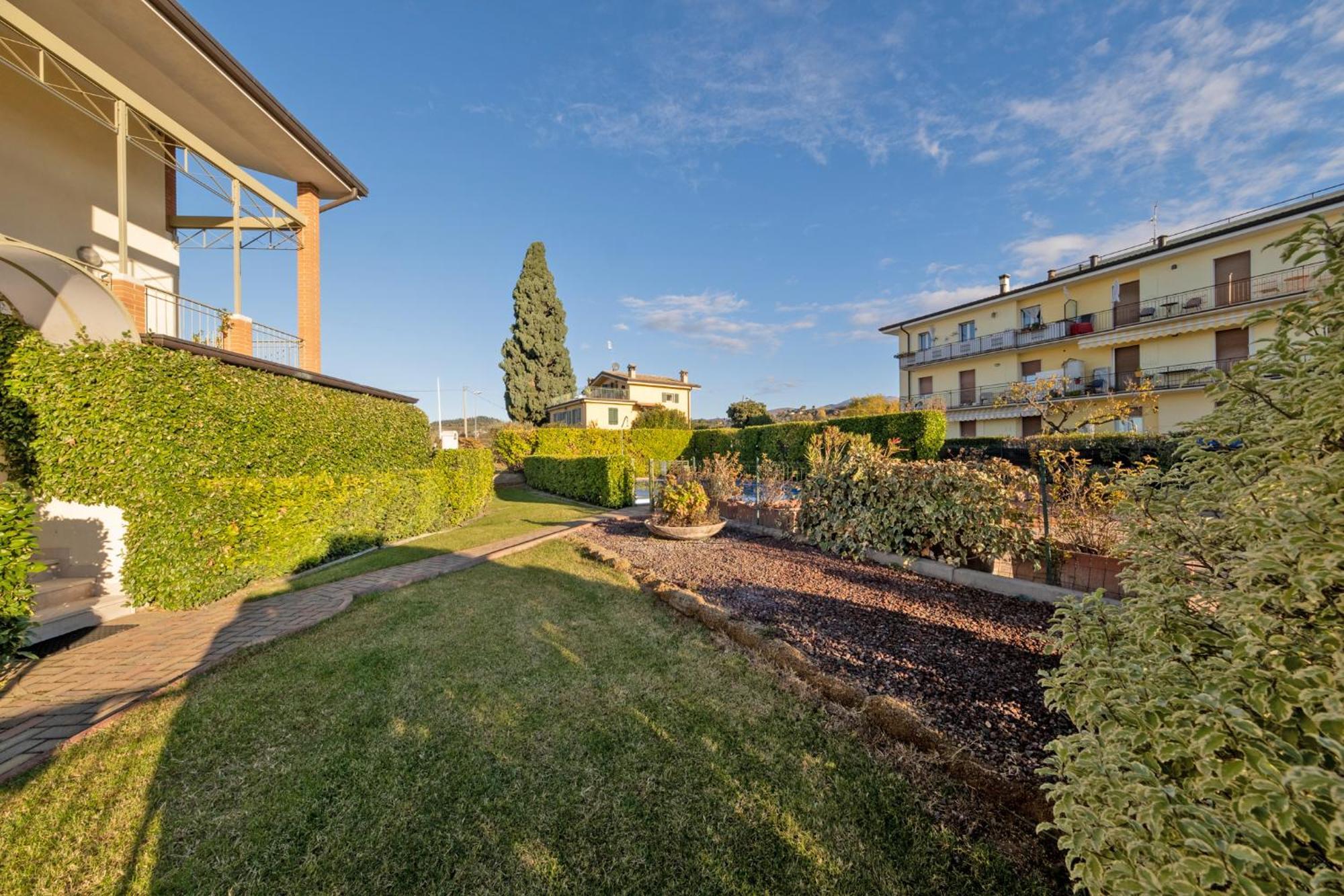 Apartmentsgarda - Rosa Chiare Bardolino Extérieur photo